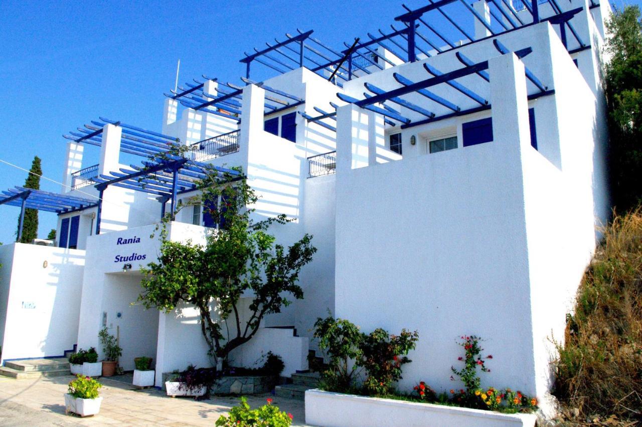 Rania Studios Poros Town Luaran gambar