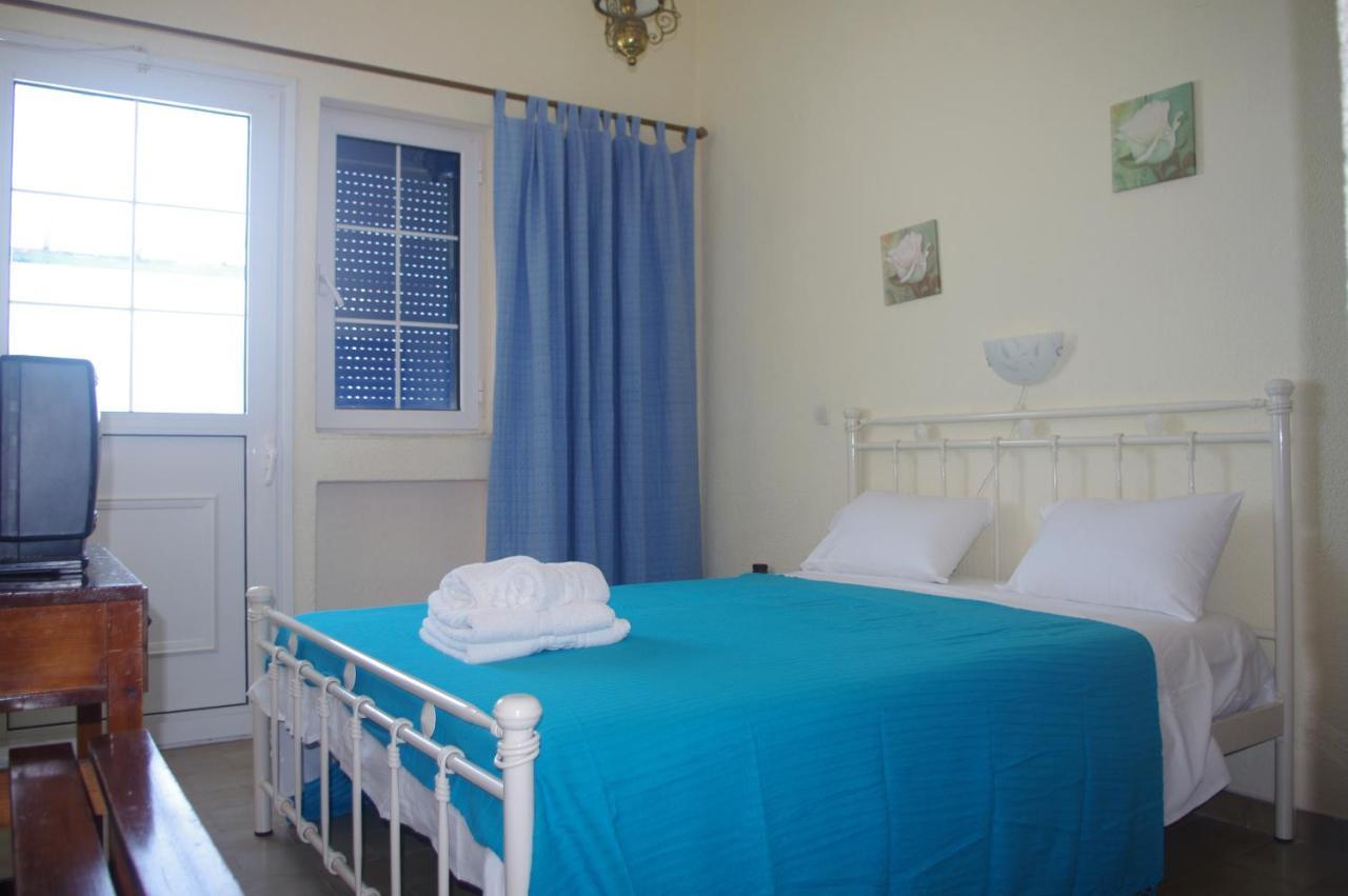 Rania Studios Poros Town Bilik gambar