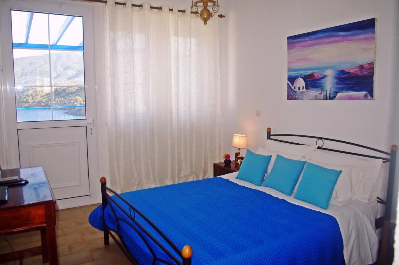 Rania Studios Poros Town Luaran gambar